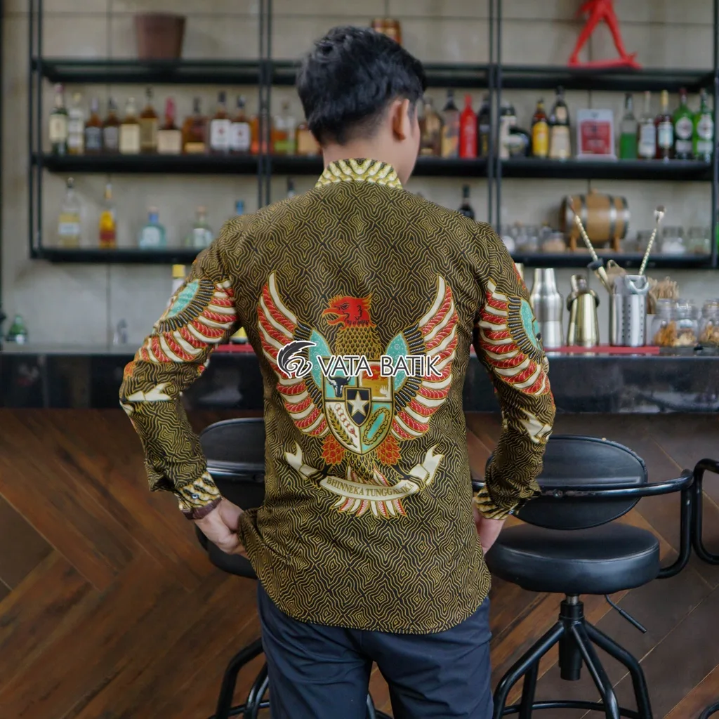 Foto 4 KEMEJA BATIK PRIA GARUDA PANCASILA LENGAN PANJANG SLIMFIT KATUN PRINTING HEM BAJU …