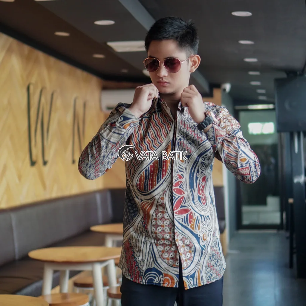 Foto 3 Kemeja Batik Slimfit Premium Vata11P21C