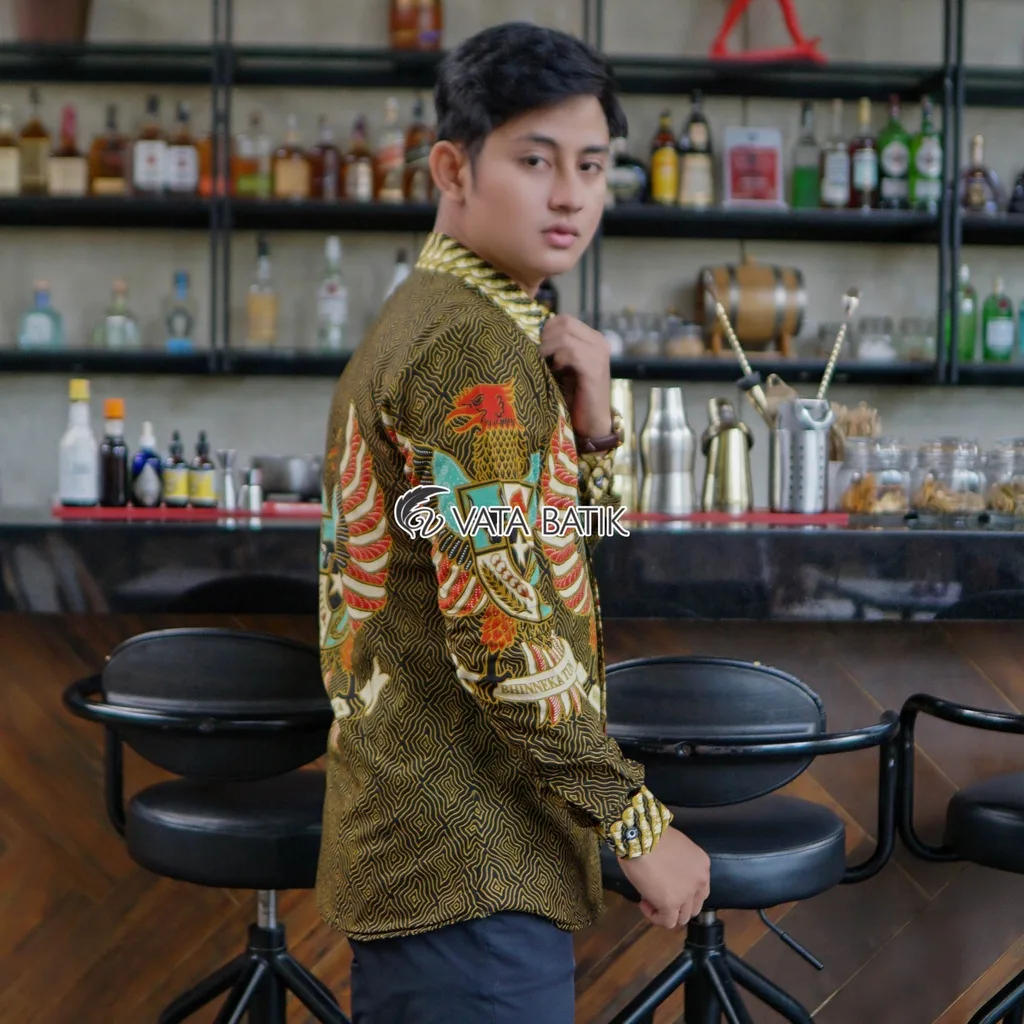 Foto 2 KEMEJA BATIK PRIA GARUDA PANCASILA LENGAN PANJANG SLIMFIT KATUN PRINTING HEM BAJU …