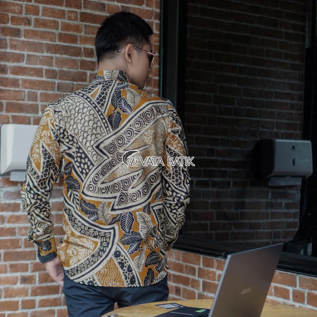Foto 2 Kemeja Batik Slimfit Premium Vata11P21L